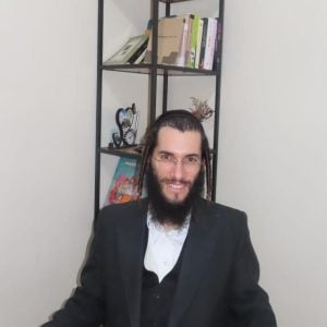 -לאתר